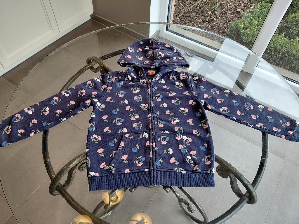 TAO 10 jaar vest, Gebruikt, Meisje, Trui of Vest, Ophalen of Verzenden