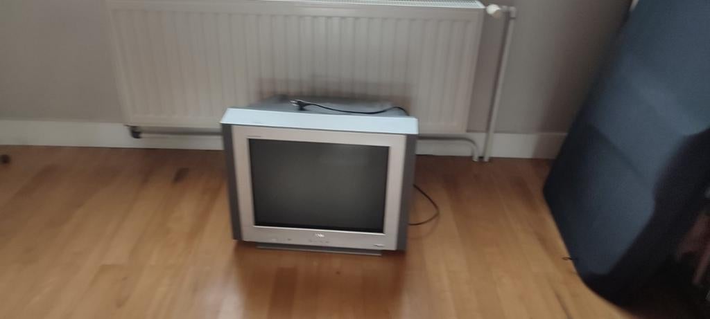 oude TV, Ophalen