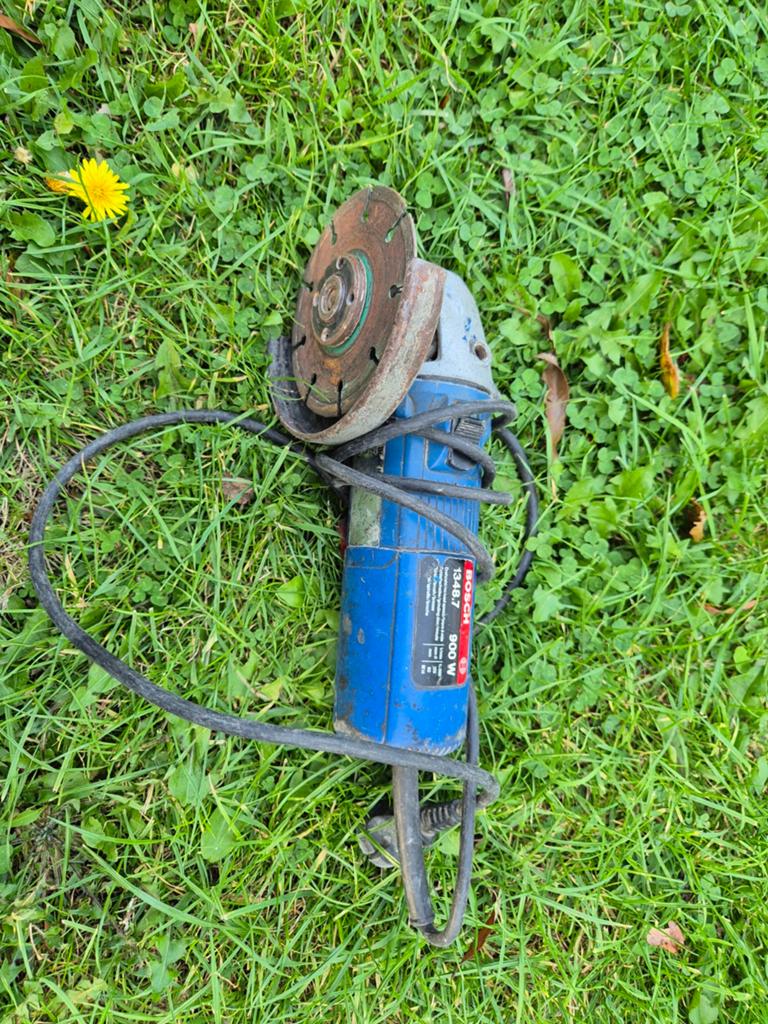 Slijpmachine Bosch, Ophalen