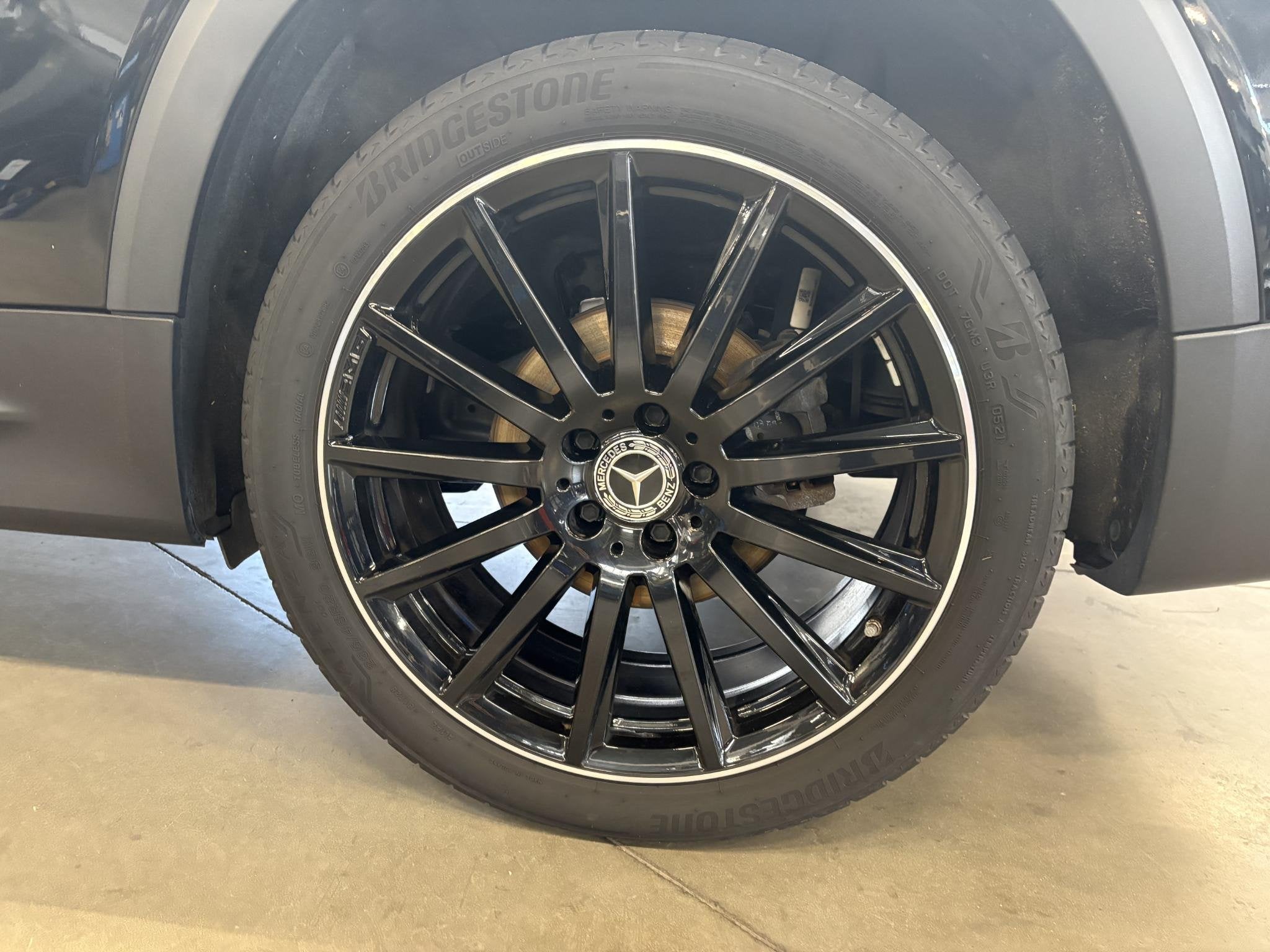 Mercedes-Benz GLB 180 d AMG Line + LEDER + PANORAMISCH DAK +, Euro 6, Entreprise, Entretenue par le concessionnaire, 5 portes