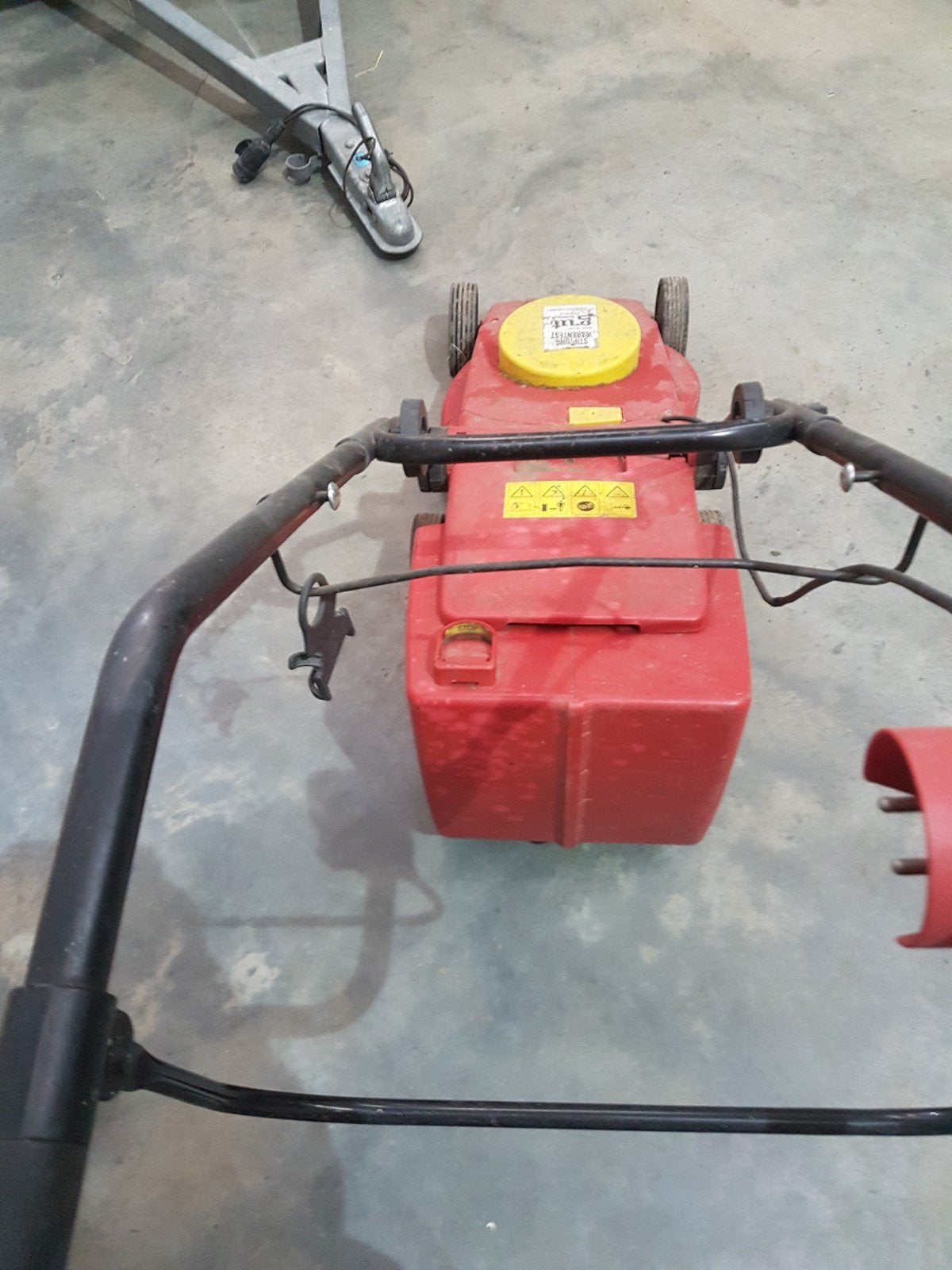 te koop elect gras machine, Jardin & Terrasse, Stiga, Tondeuse rotative, 30 à 39 cm, Enlèvement