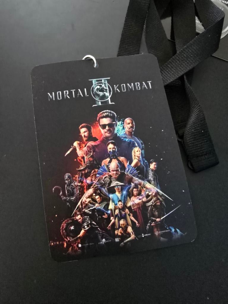 Mortal Kombat II badge en Phone grip