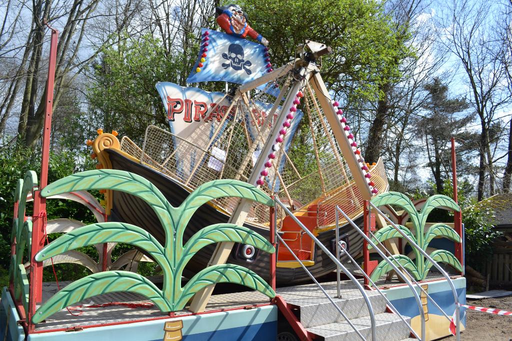 piraten schommelboot te koop, Ophalen, Gebruikt