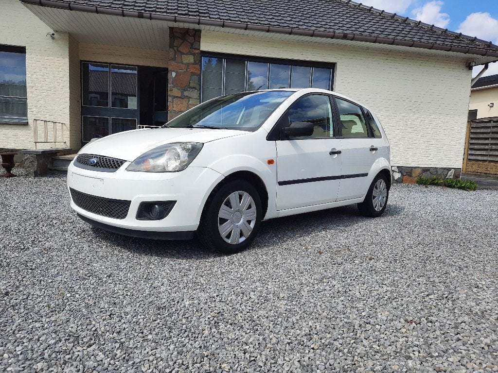 Ford Fiesta 1.4 i Trend met Garantie, Auto's, Ford, Voorwielaandrijving, Stof, 4 cilinders, Elektrische ramen