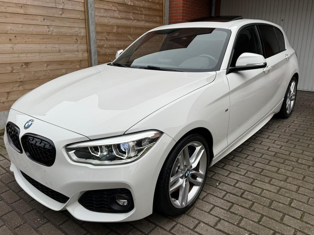 BMW 118i M-Pack, Auto's, Automaat, 1 Reeks, Euro 6, Particulier
