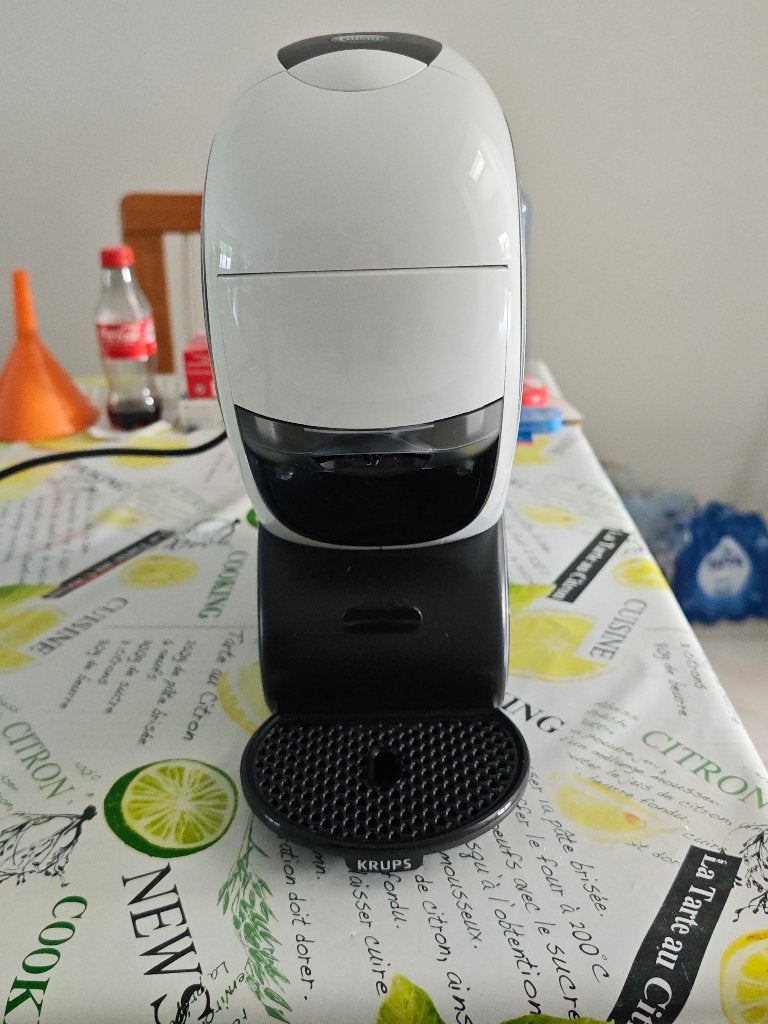 Dolce gusto Neo blanc, Electroménager, Cafetières, Neuf, Machine à espresso, Réservoir d'eau amovible, Dosettes et capsules de café