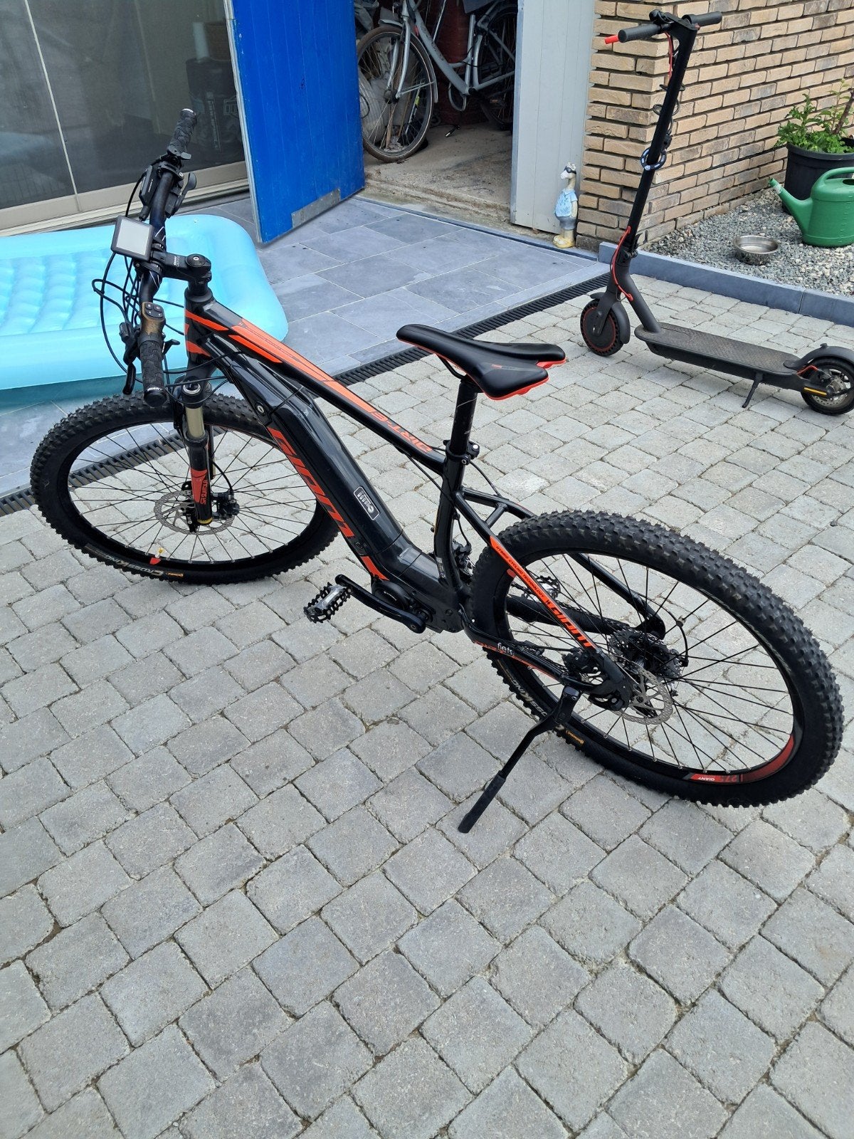 Giant derte+1, Ophalen, Giant