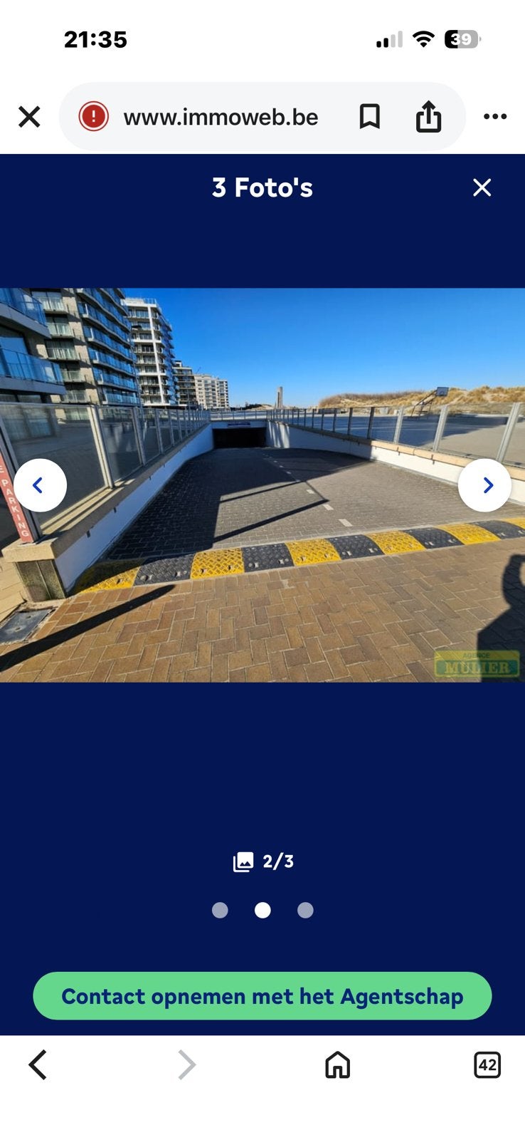 Afgesloten garagebox op de zeedijk in de Panne, Immo