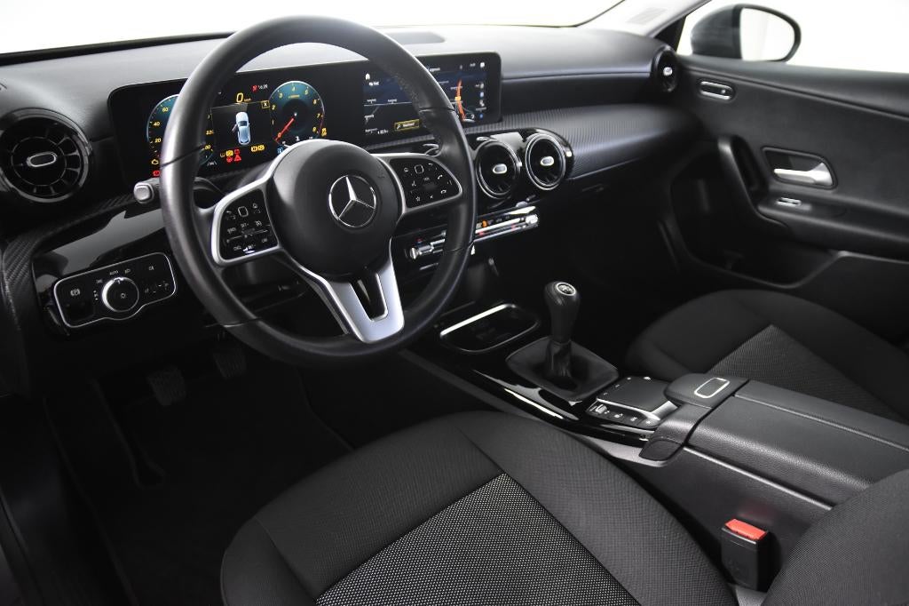 Mercedes A180 *1ste Eigenaar*Widescreen*Navigatie*, Auto's, Stof, 4 cilinders, 0 kg, Bedrijf