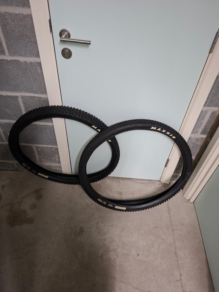 Paire de pneus Maxxis, Fietsen en Brommers, Fietsonderdelen