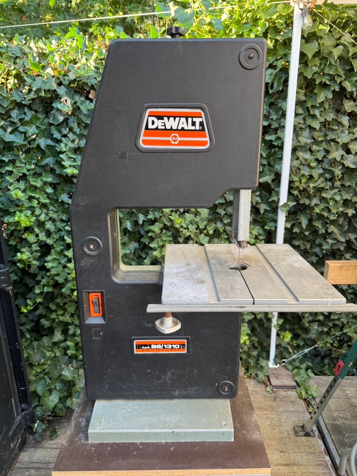 DeWalt B&D figuurzaag, Doe-het-zelf en Bouw, Gereedschap | Zaagmachines, Ophalen, Gebruikt, Minder dan 600 watt, Figuurzaag