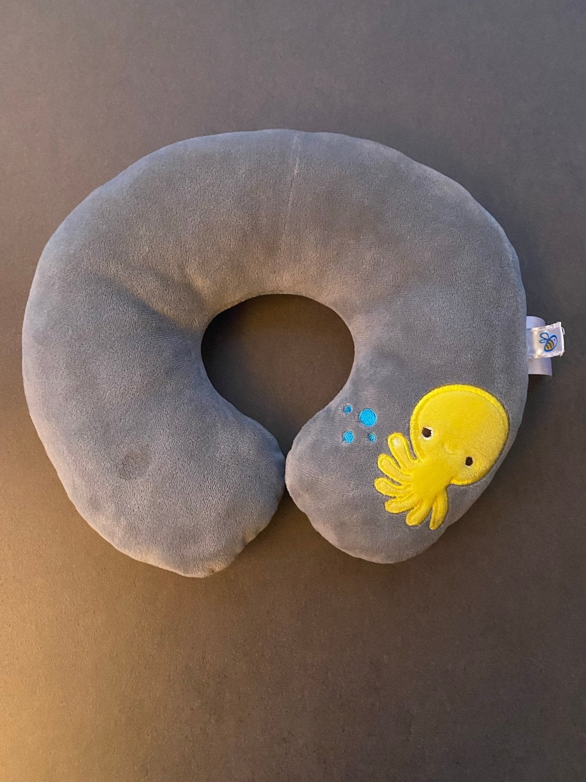 Neckusen par dreambee, Enfants & Bébés, Accessoires de mode pour bébé, Enlèvement ou Envoi, Comme neuf