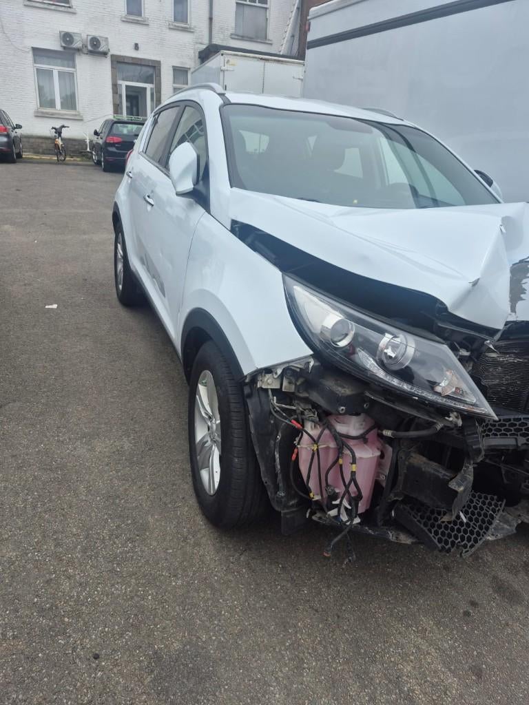 Kia sportage 2013 accidenté, Enlèvement, Kia