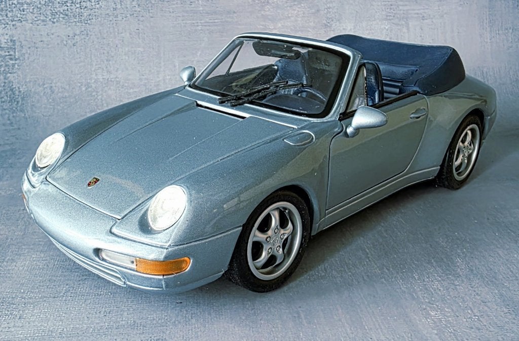 1/18 Maisto - 1994 Porsche 911 Carrera Cabrio, Verzenden, Zo goed als nieuw, Auto, Maisto