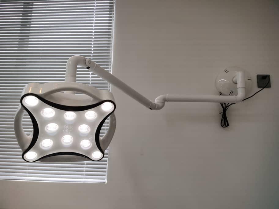 Onderzoekslamp LED nieuw wandbevestiging