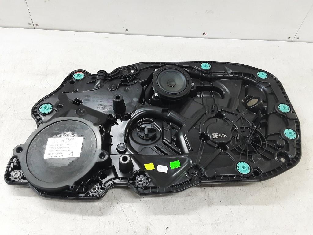 RAAMMECHANIEK RECHTS VOOR BMW 4 serie Gran Coupe (G26), Gebruikt, Mevr. I. Hauben, BMW, Rue de l'Espoir 34 34
4030  GRIVEGNÉE, BE