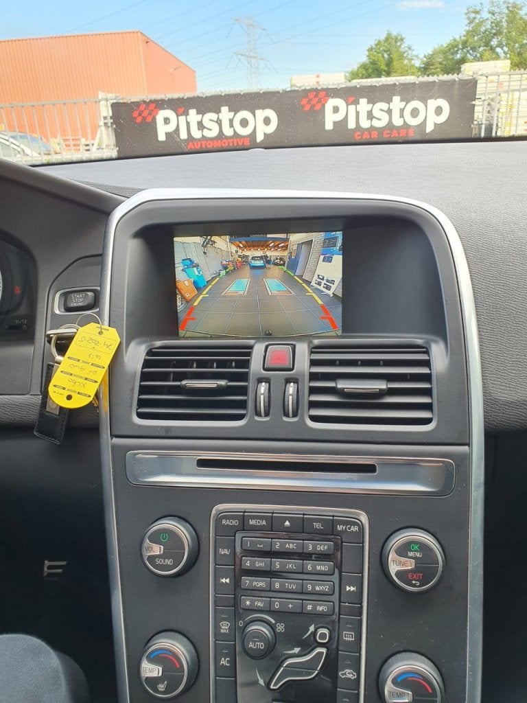 Volvo XC70 achteruitrijcamera met inbouw voor Sensus 7inch, Auto diversen, Niet ingevuld, Niet ingevuld, Nieuw, Ophalen of Verzenden