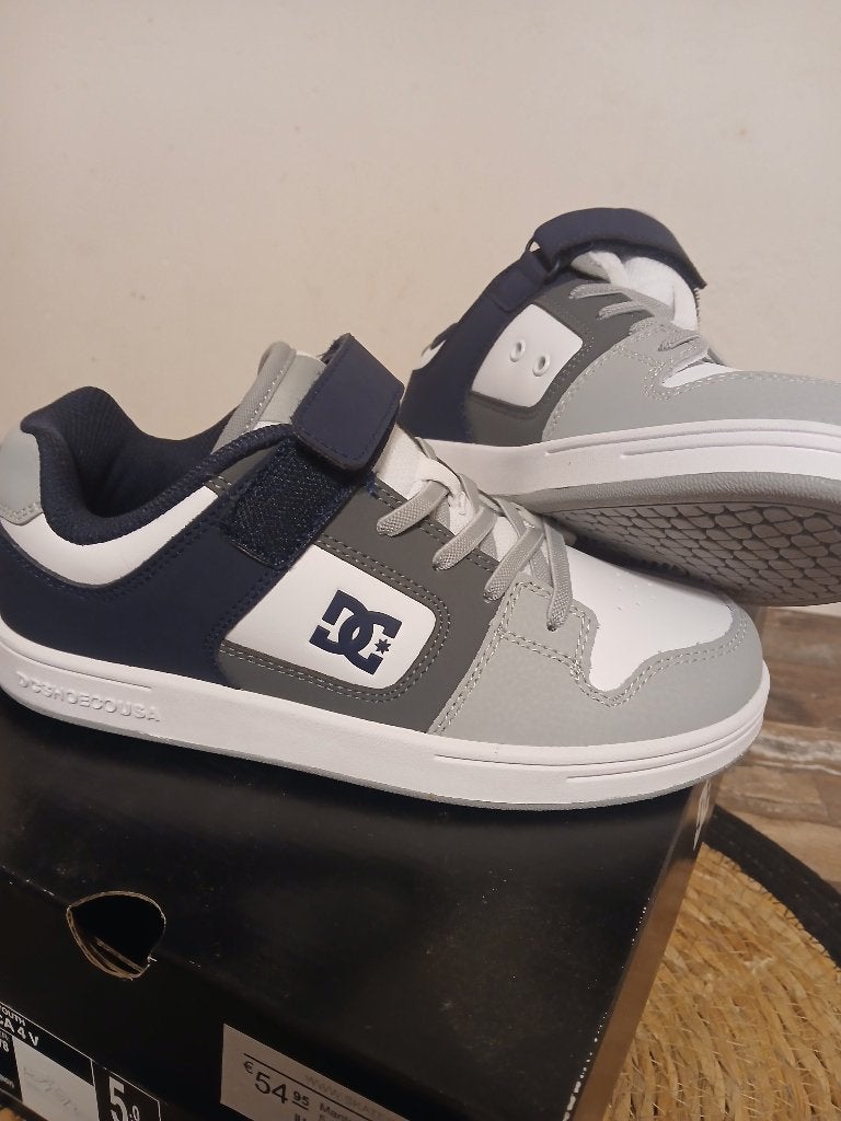 DC shoes, Neuf, Autres couleurs, Enlèvement, Baskets