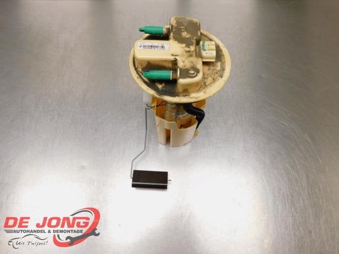 Pompe carburant électrique d'un Renault Clio, Renault, -, 3 mois de garantie, Utilisé