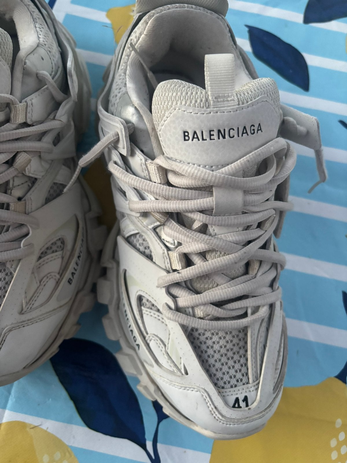 Balenciagas, Sport en Fitness, Korfbal, Ophalen, Zo goed als nieuw