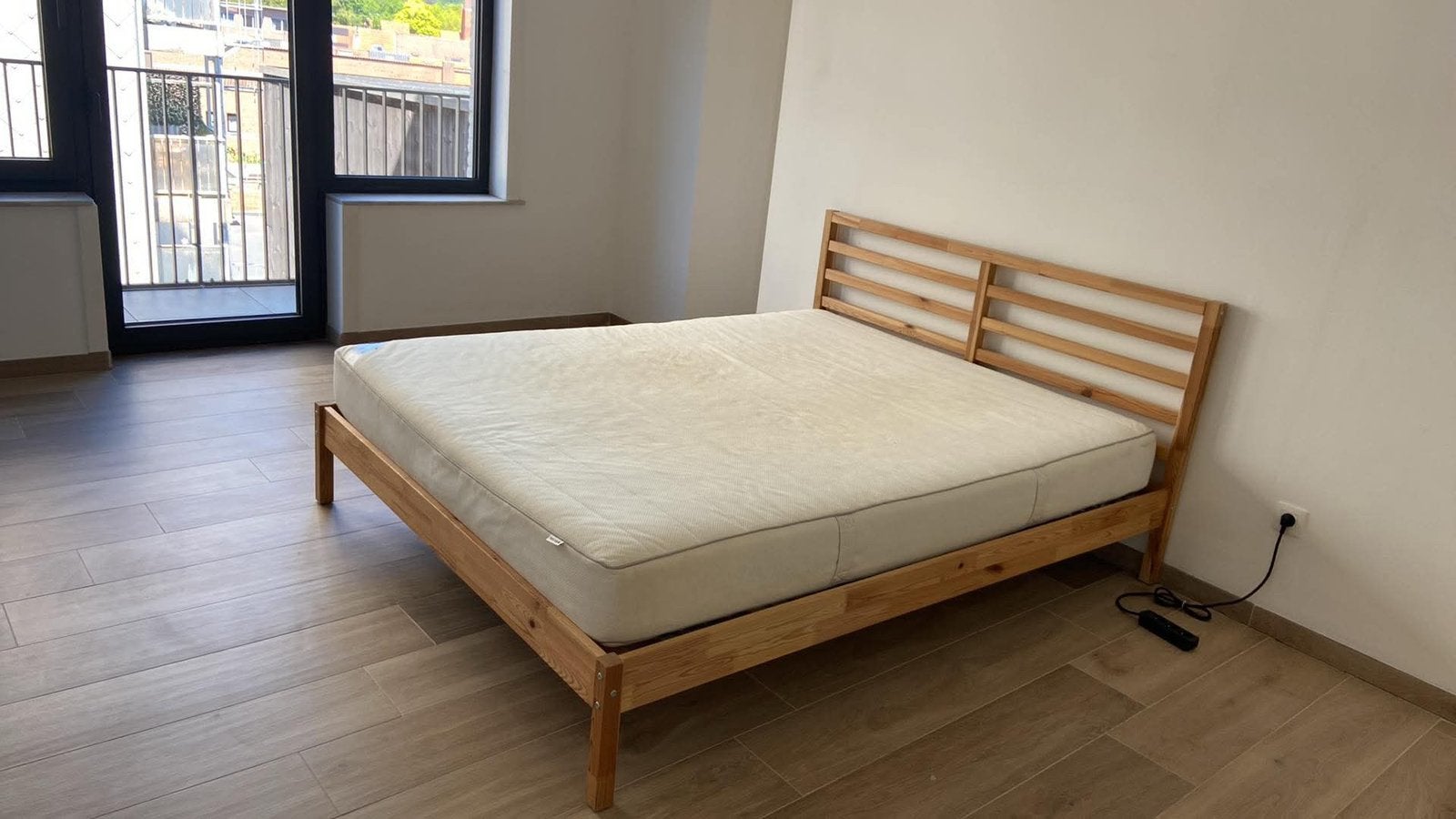 Tweepersoonsbed met matras ikea, Ophalen, Gebruikt