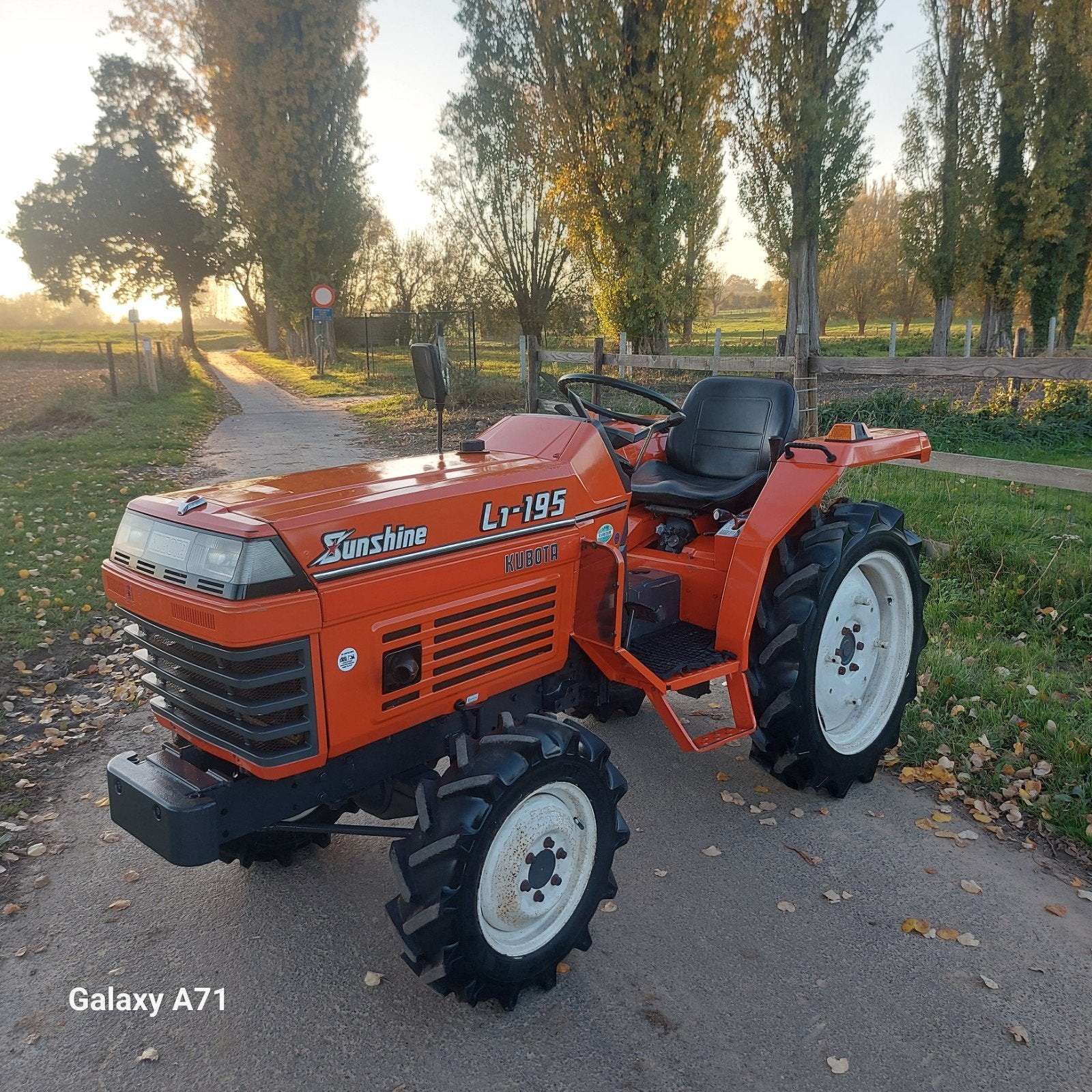 minitractor kubota 23pk 4x4 TOPPER!, Ophalen