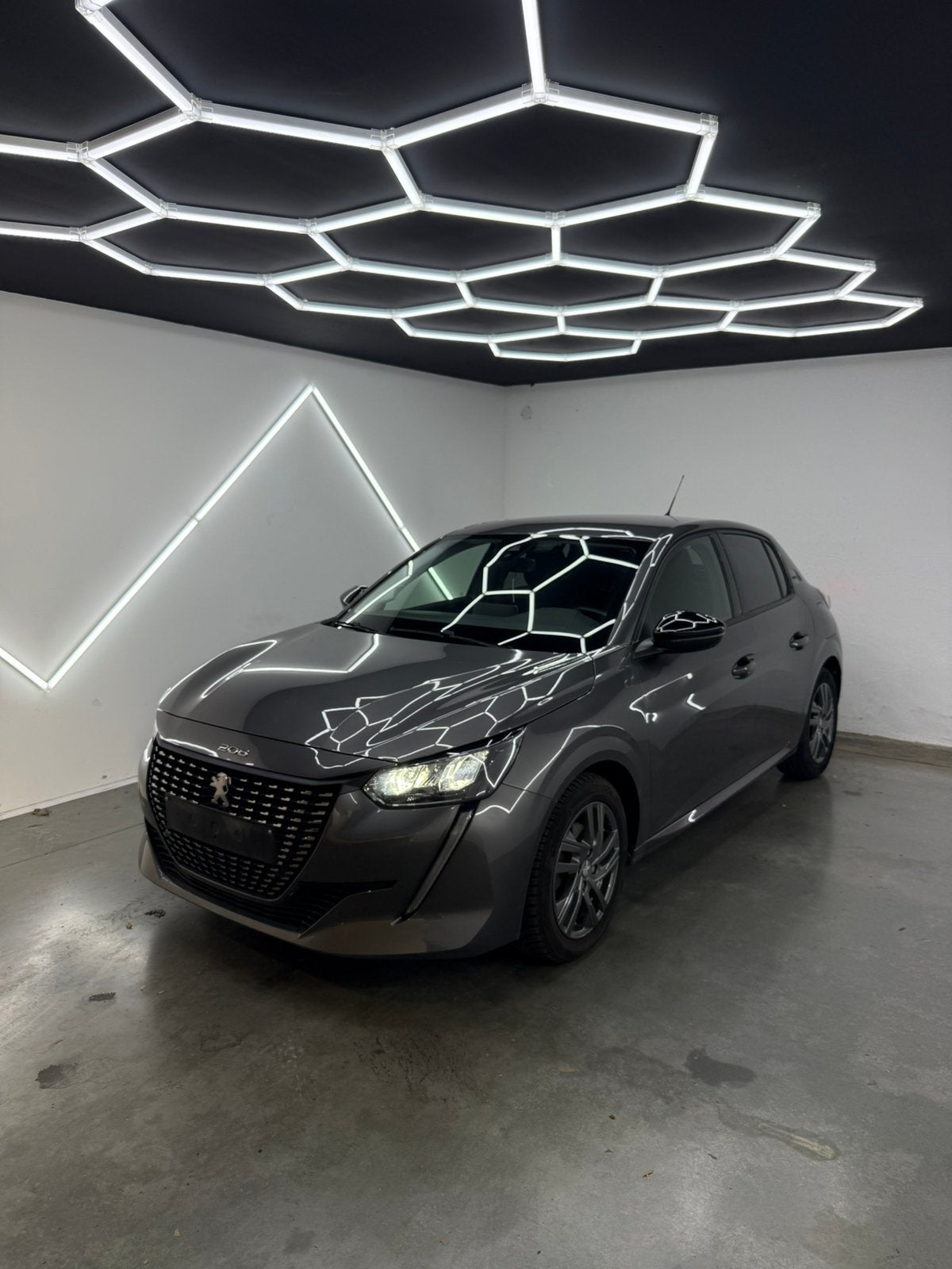 Peugeot 208| 2022| SLECHTS 61.546KM| GARANTIE, Auto's, Peugeot, Voorwielaandrijving, Stof, https://public.car-pass.be/vhr/86794b08-8751-445c-9368-5401c01466f2