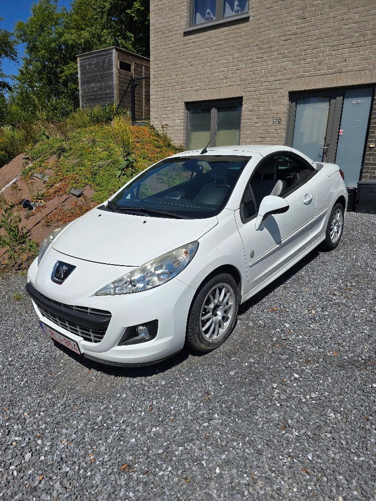 Peugeot 207, Autos, Peugeot, Euro 5, Cabriolet, Boîte manuelle, Particulier