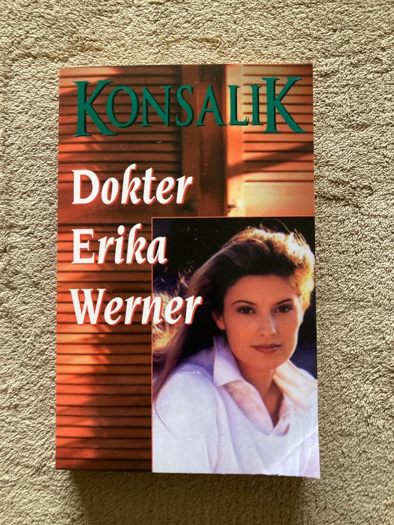 Pocket 'Dokter Erika Werner' Konsalik, 275 blz, 2003, Ophalen of Verzenden, Zo goed als nieuw, Konsalik