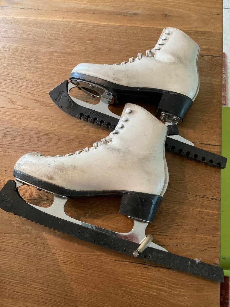 Sport schaatsen maat 36 / 10 euro, Contacts & Messages, Appels Sport, Hobby & Loisirs