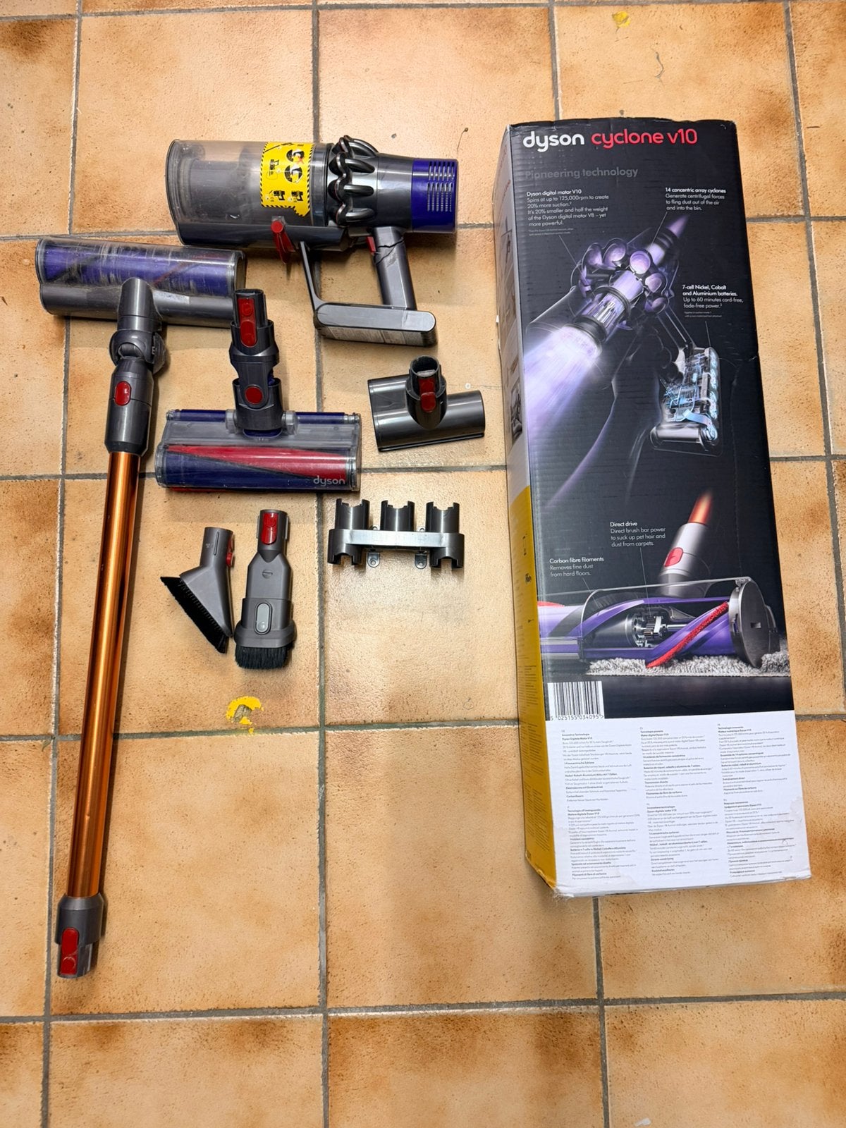 Dyson V10, Electroménager, Enlèvement, Comme neuf, Dyson