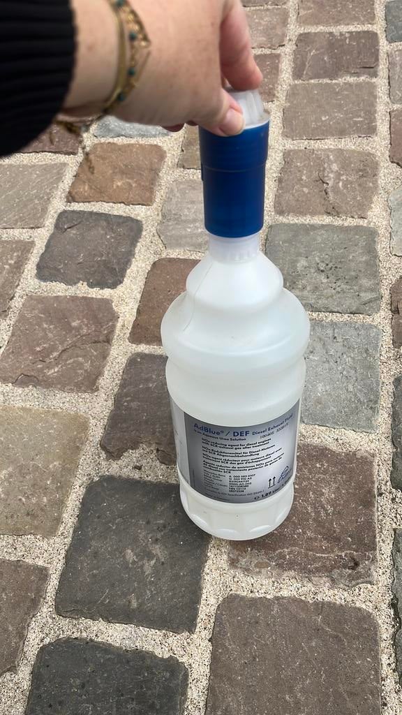 AdBlue / DEF Diesel 1,89Liter, Autos : Divers, Produits d'entretien, Enlèvement
