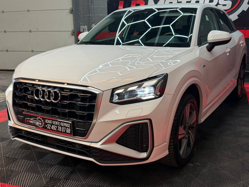 **AUDI Q2 30 TDi //S line //S-Tronic// 12 MAANDEN GARANTIE**, Auto's, Stof, 4 cilinders, 5 deurs, 81 kW