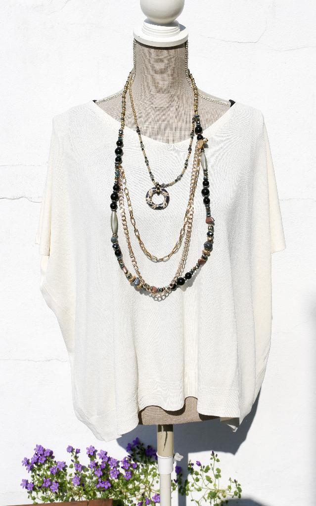 Gloednieuw! Mooie lange ketting goud zwart grijs, Handtassen en Accessoires, Kettingen, Ophalen of Verzenden, Nieuw, Goud
