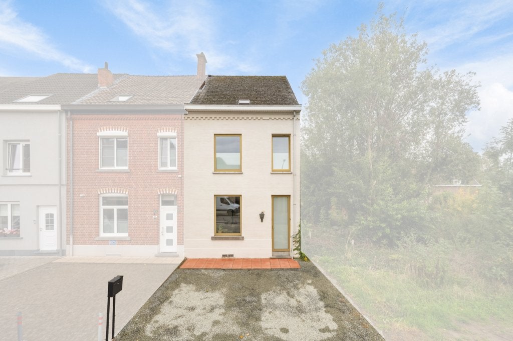 Opgefriste woning met zuidgerichte tuin te Geraardsbergen, 200 tot 500 m², 222 m², Provincie Oost-Vlaanderen, Geraardsbergen