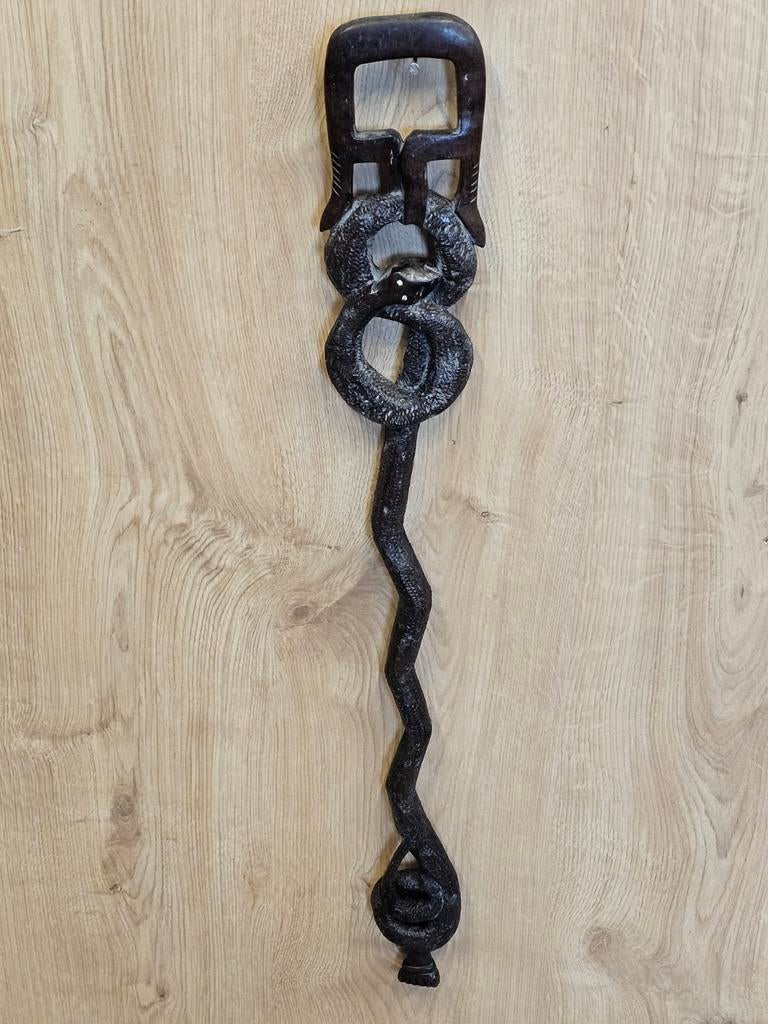 handgesneden houten wandelstok afrikaans, Antiek en Kunst, Ophalen of Verzenden