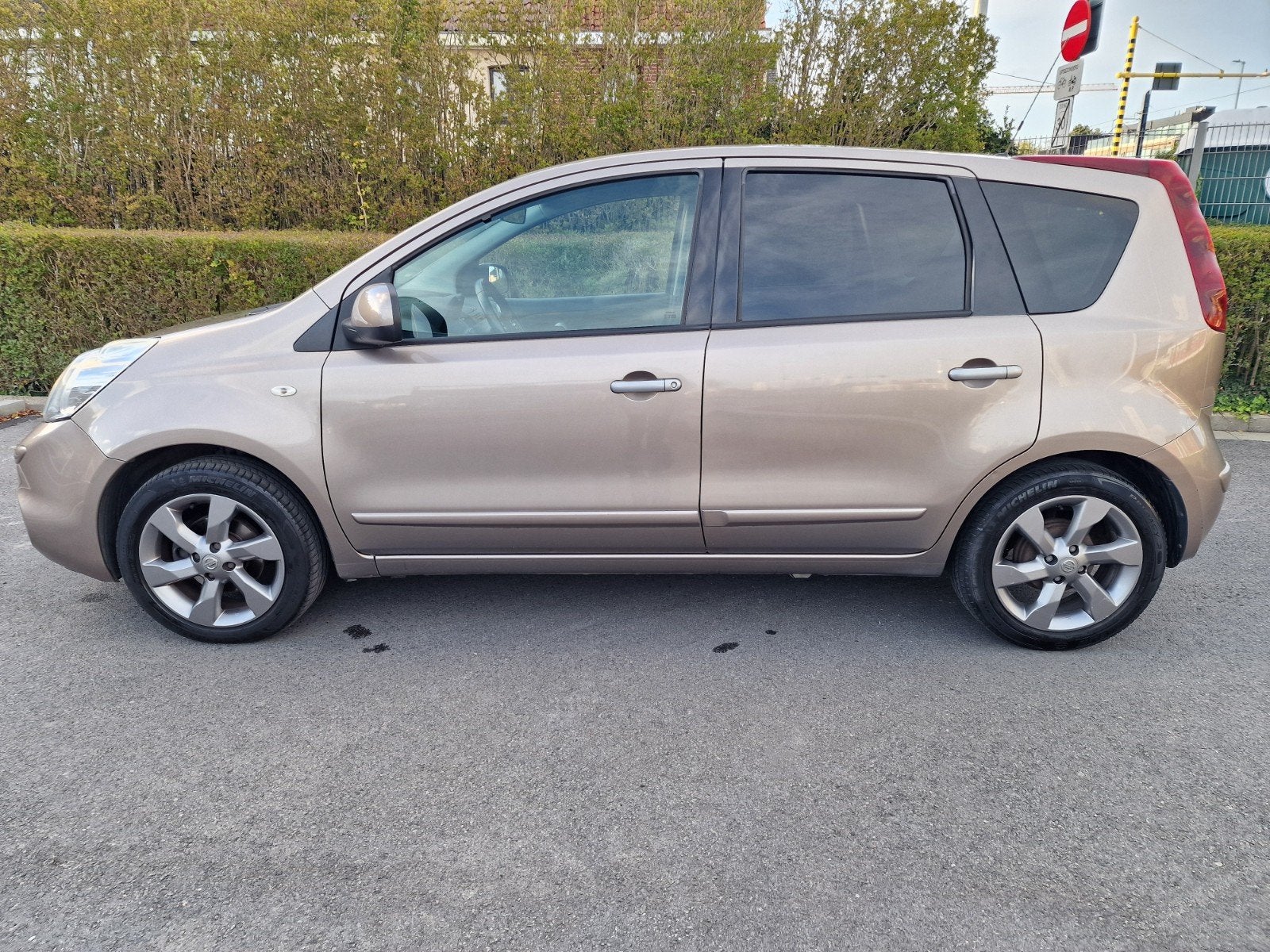 NISSAN NOTE 2011 ESSENCE 1,4 EURO 5 PREMIER PROPRIÉTAIRE ! !, Autos, Euro 5, Achat, 65 kW, 1386 cm³