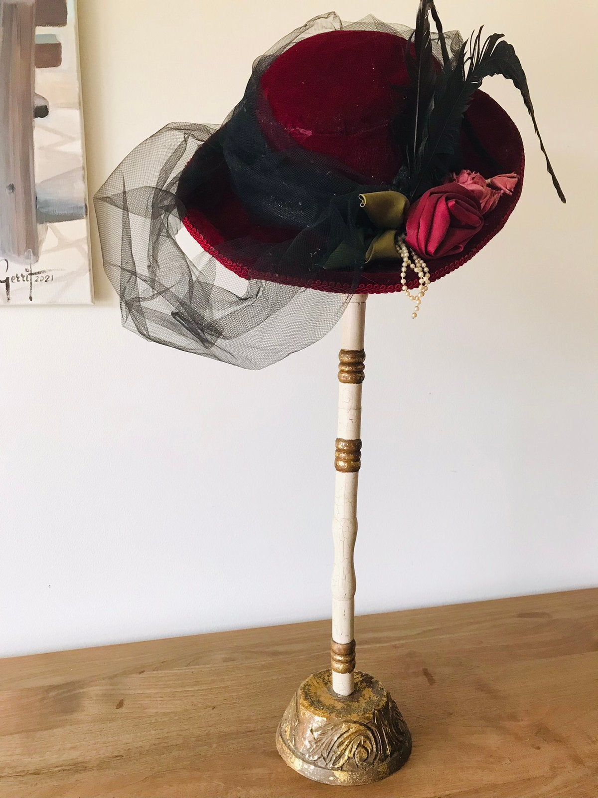 Antieke hoed op staander., Antiek en Kunst, Ophalen