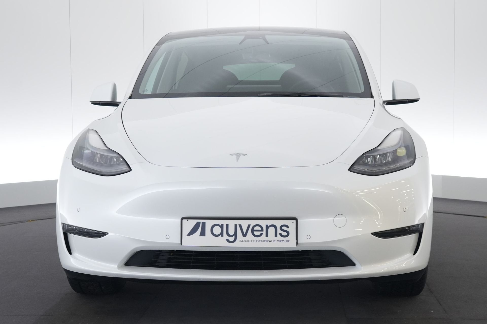 (2CDJ714) TESLA MODEL Y, Autos, Cuir, Achat, Entreprise, Carnet d'entretien