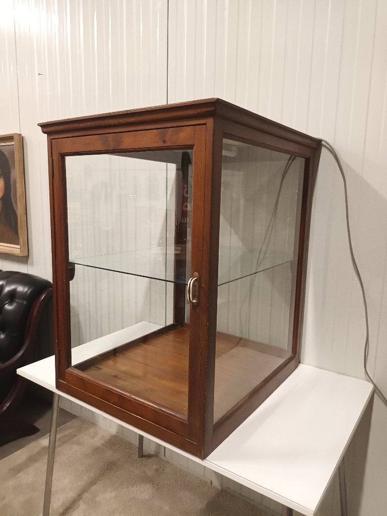 Vitrine de comptoir ancienne, Enlèvement