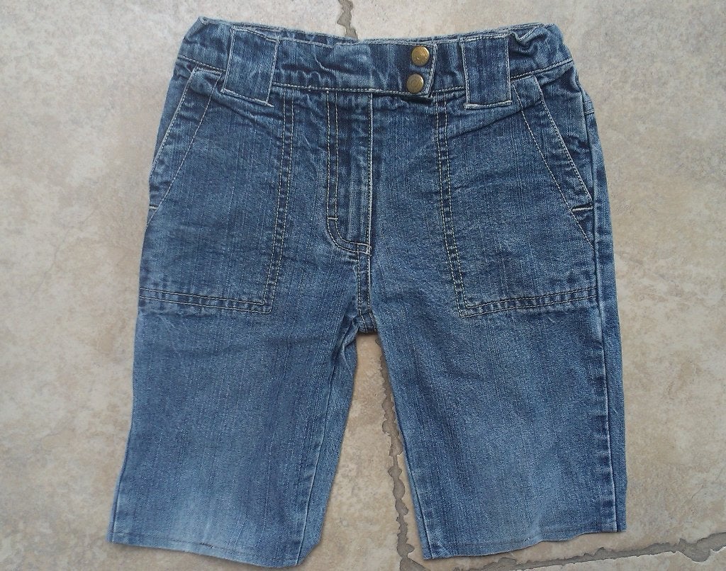 1 euro koopjes ! jeans short mt 110 (zie foto's), Enfants & Bébés, Vêtements enfant | Taille 110, Pantalon, Enlèvement ou Envoi