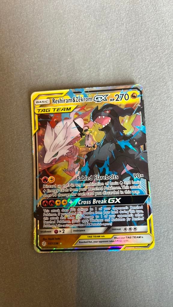 Pokemon kaart reshiram&zekrom GX, Hobby en Vrije tijd, Verzamelkaartspellen | Pokémon, Ophalen of Verzenden, Zo goed als nieuw