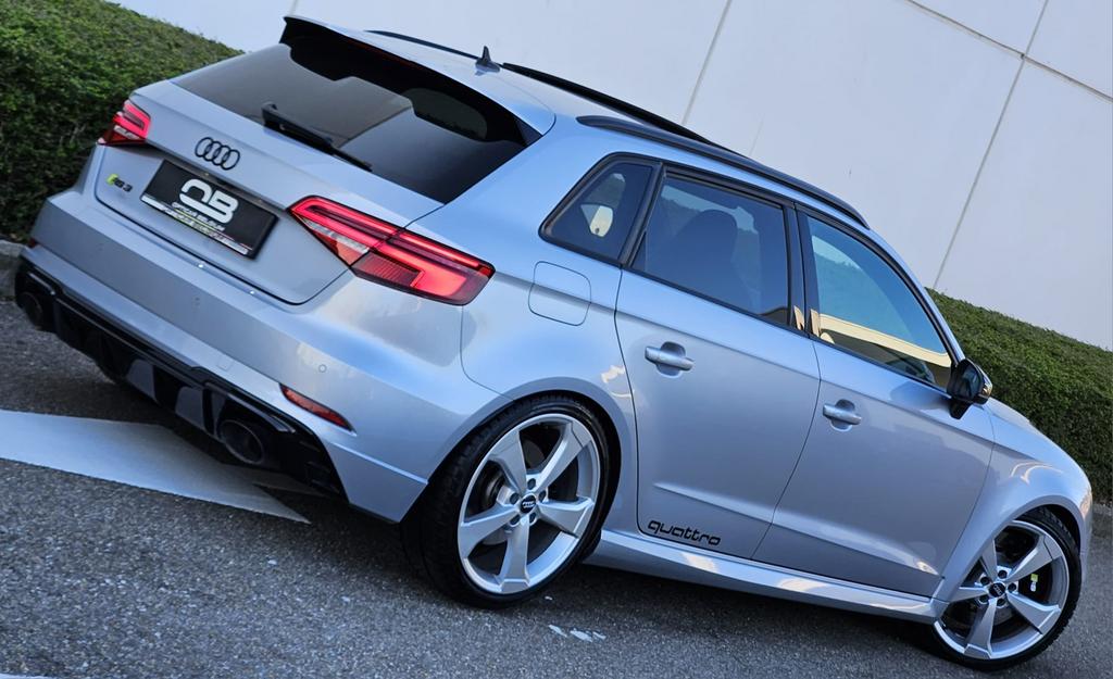 *** Audi RS3 - Pano - Intérieur RS - Caméra - Garantie ***, Autos, Cuir, Achat, Carnet d'entretien, Noir