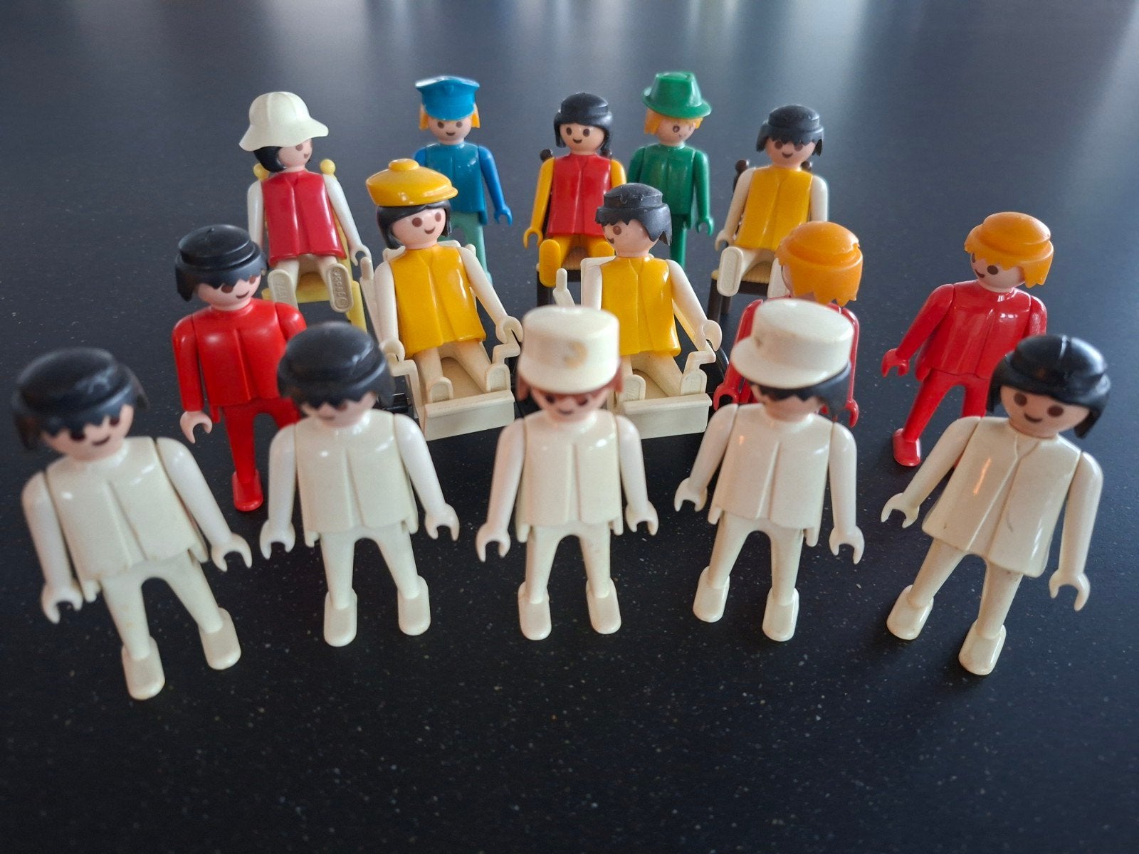 Playmobil Blauwhemden en ziekenhuis, Losse onderdelen, Ophalen of Verzenden, Zo goed als nieuw, Figuren