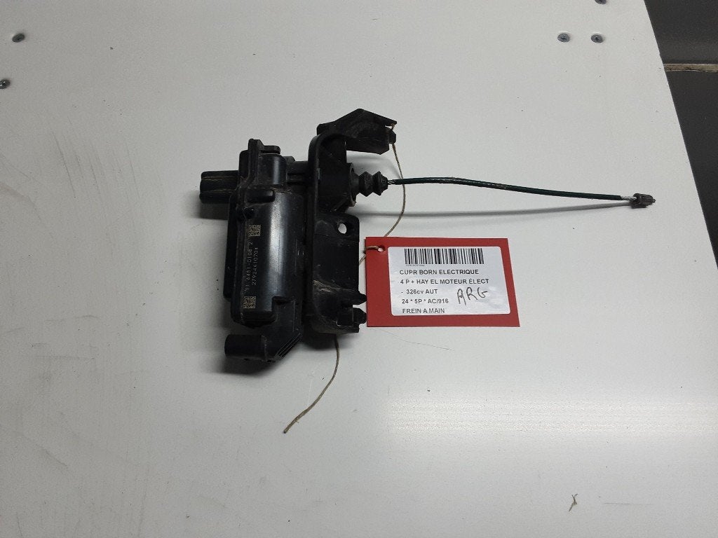 FREIN A MAIN ELECTRIQUE Cupra Born (27924A1070-1EA501051CR), Autos : Pièces & Accessoires, Mevr. I. Hauben, Utilisé, Rue de l'Espoir 34 34
4030  GRIVEGNÉE, BE