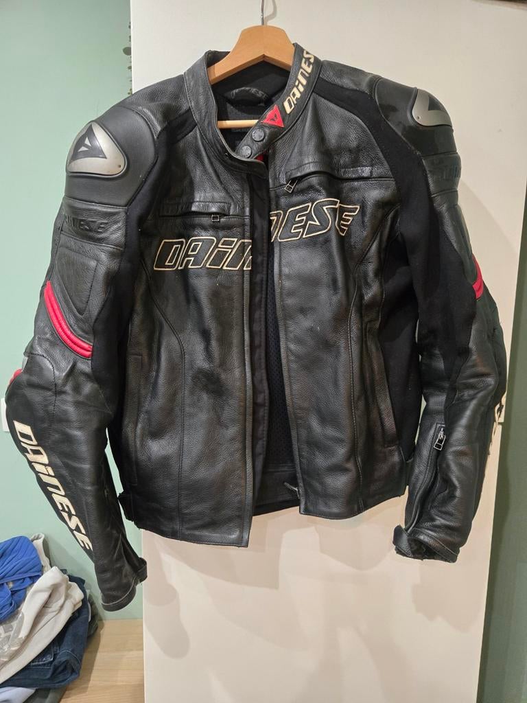 DAINESE combi 2 pieces veste 50 pantalon 52, Motos, Enlèvement, Combinaison