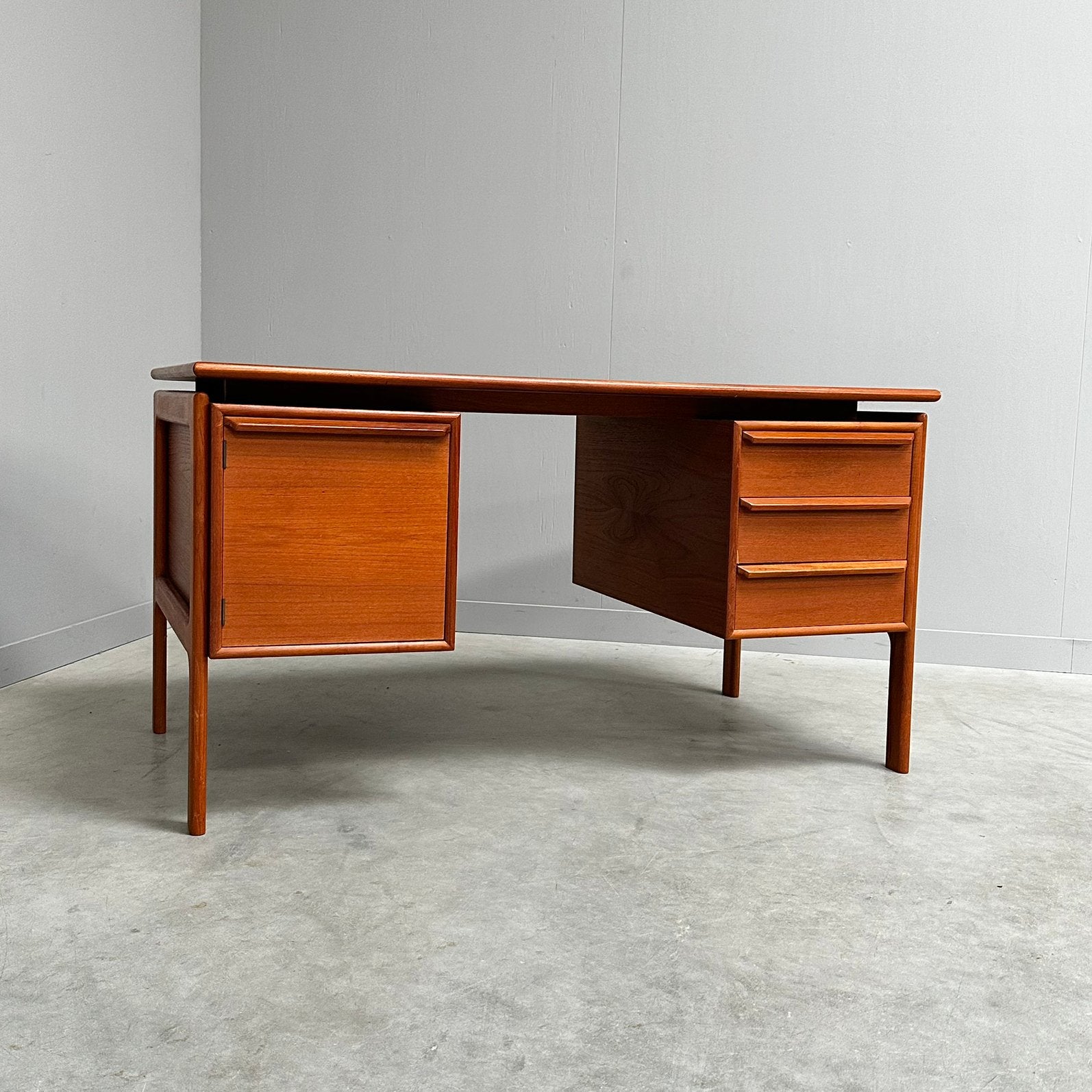 Deens design bureau vintage teak GV Gasvig jaren 60 70 desk, Huis en Inrichting, Ophalen, Overige typen, Gebruikt, Hout