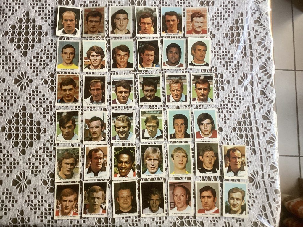 38 prenten chromos MILOU BUBBLE GUM voetballers jaren 70, Ophalen of Verzenden, Gebruikt
