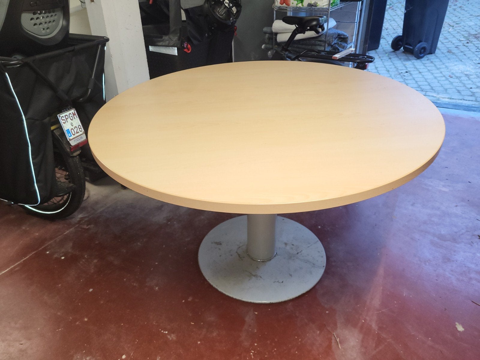 Ronde tafel 120cm, Ophalen