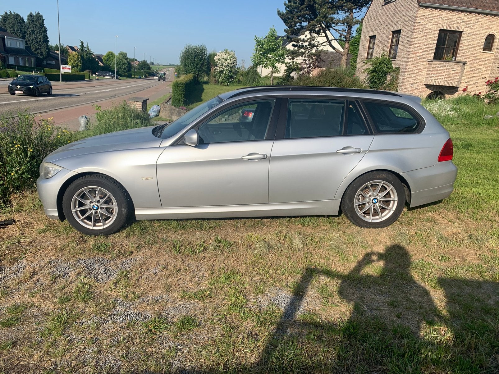BMW 318D, Autos, Cuir, Achat, Boîte manuelle, Entretenue par le concessionnaire